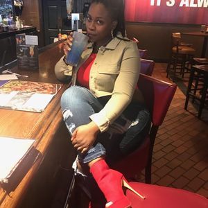 Meet your Posher, Talia